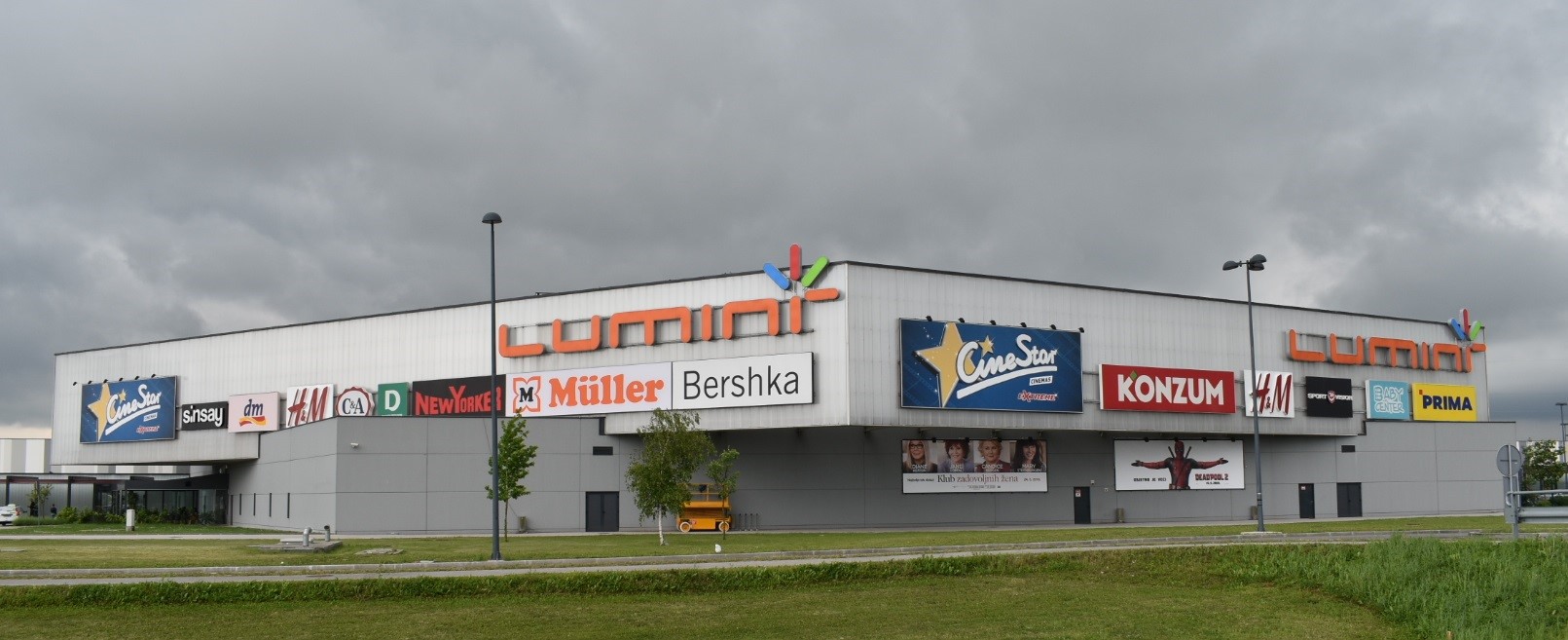 Lumini Shopping Centre