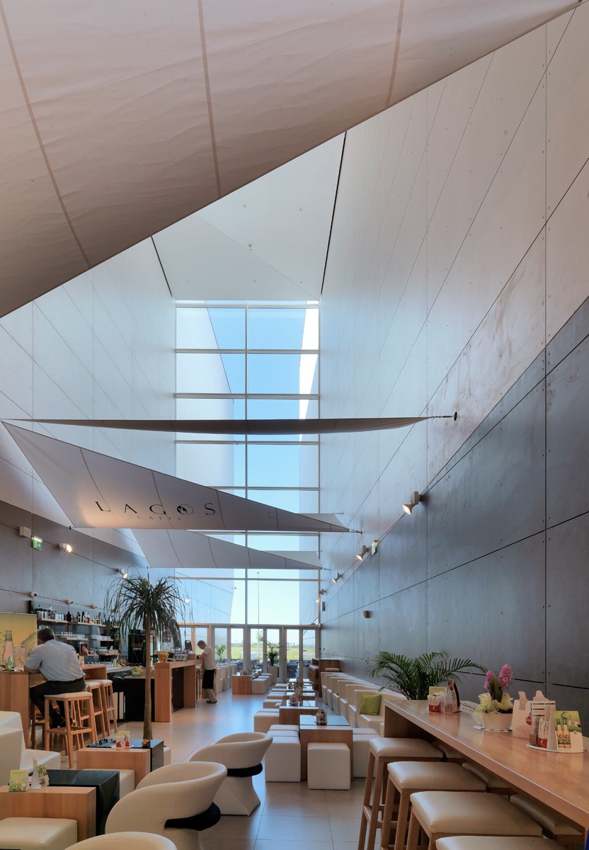 Portanova Shopping Centre